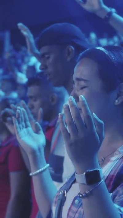 Sob medida pros amigos e familiares conservadores que se importam com essas coisas