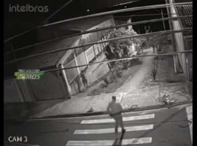 Cat runs from dog, man runs from wife, man runs from cop...