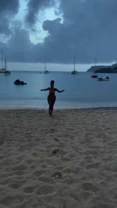 Evening dip @cathiimedialunaa