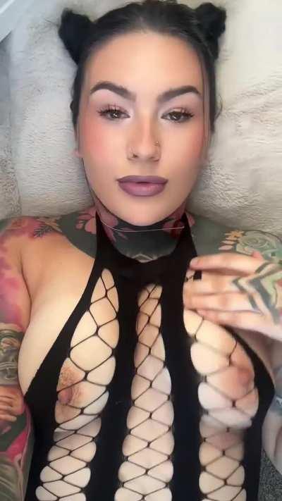 Tell me your favourite film and if we match we can cuddle up and watch it together 