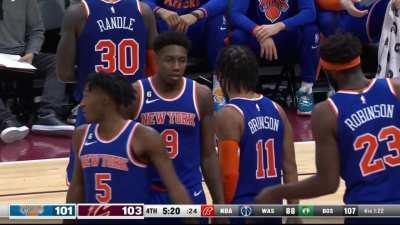 [Highlight] Kevin Love knocks down his 7th three of the night! He converted the 4-point play after this.