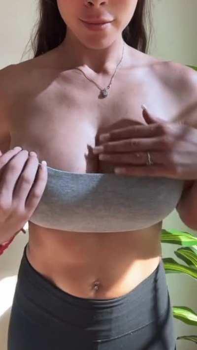 If I was your neighbor would u watch me thru the window?