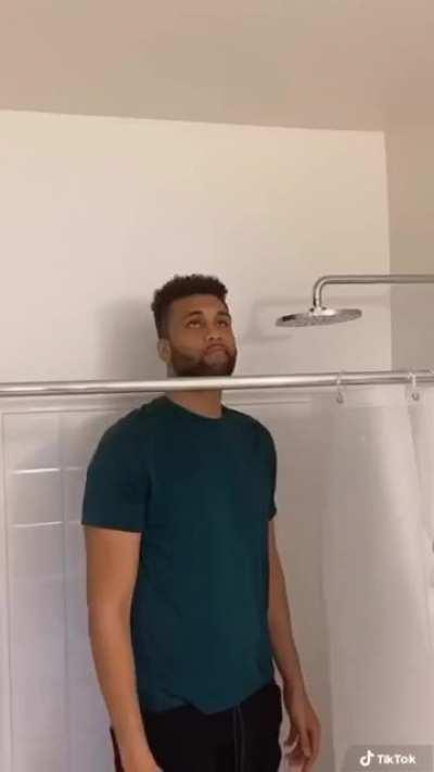 Being tall is overrated