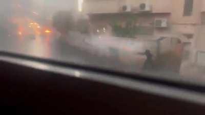 Palestinian riotter presumably shot dead during clashes against IDF in the West Bank