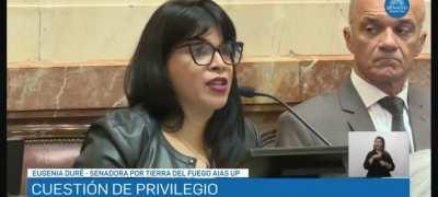 Invoca el reglamento pero no lo obedece usted, está excedida MÁS DE 3 MINUTOS