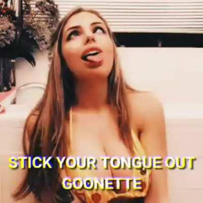 Drooling over yourself multiplies the pleasure 🤤🤤