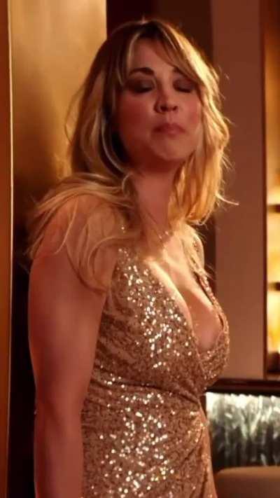 Kaley Cuoco 