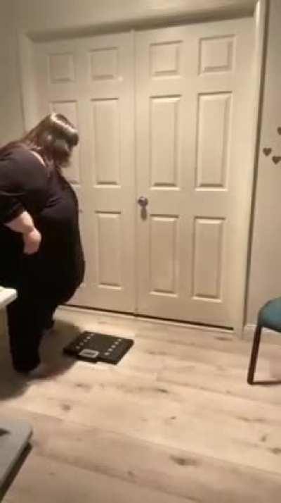 Hungry fat chick & Nickocado avacado