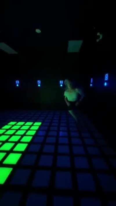 this game with with red and green light cubes