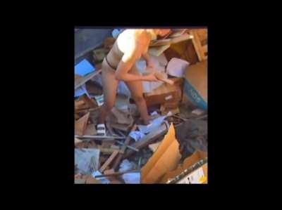 Kristen Bell Dumpster Diving