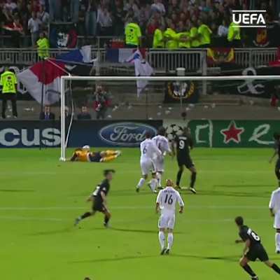 Gols de falta de Juninho Pernambucano na Champions, contra Real Madrid, Bayern, Barcelona e cia.