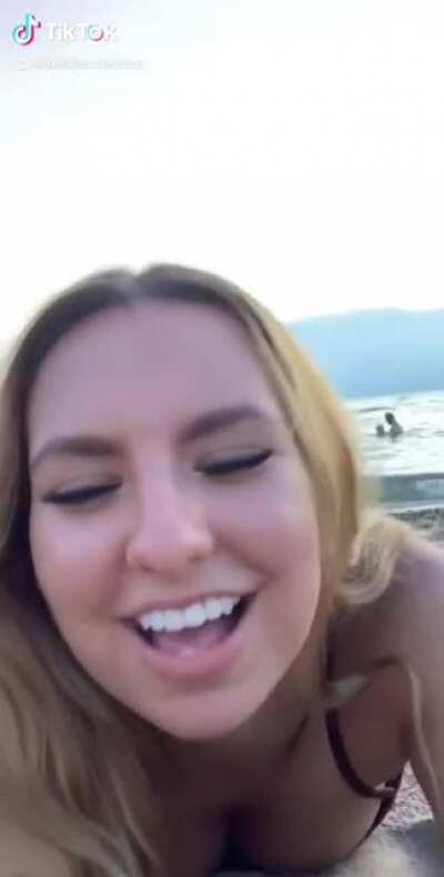 @aaliyah.cadena - 🌊