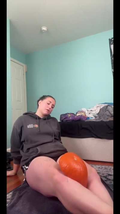 Jojo really enjoys crushing this pumpkin 😍