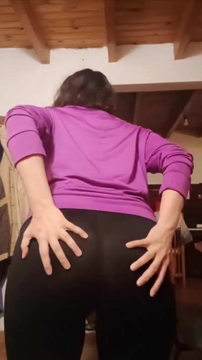 I almost ripped my gim pants