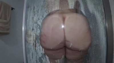 Fat Ass On The Glass