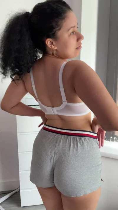 Thank you all for the love! This subreddit is wholesome as heck.