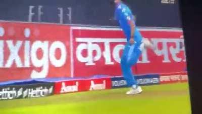 Siraj today heartedly trying to dominate the Lankans