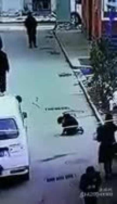 Kid: Fire in the hole