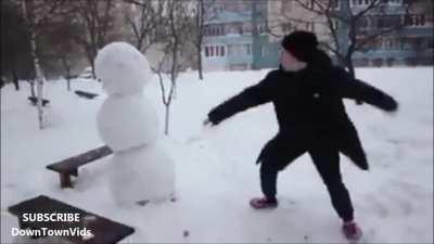 epic snowman fight