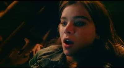 Hailee Hot scene.