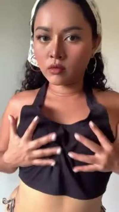 Wish I had someone here to take my clothes off for me