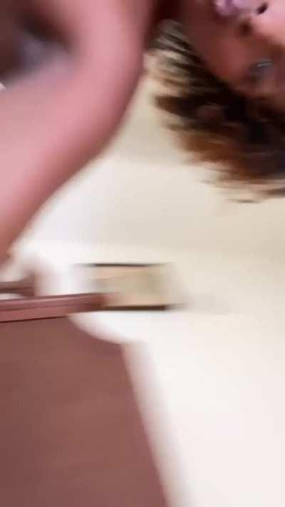 Wanna eat what my mama made ? 😏