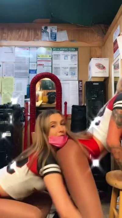 @hunter.vanzandtt - Woah 😳