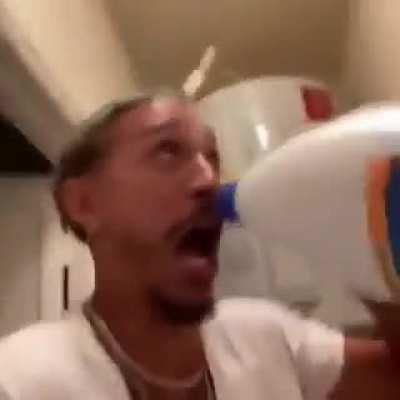 i keep doing this to myself, I know it won't drop why do I still continue