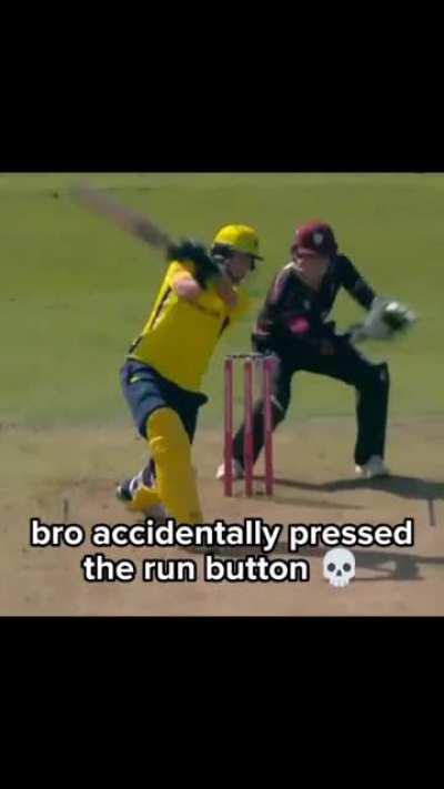 Bro accidentally pressed D in EA Cricket 07