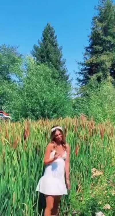 I’d love to look u see this dress