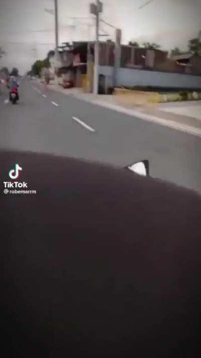 HAHAHAHHA may titan na pala sa pilipinas