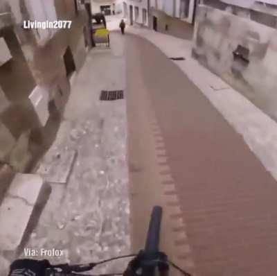 Se eu tivesse bicicleta alguma hora eu ia cometer esse erro