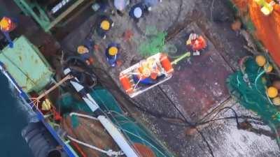 Así aeroevacuaron a un coreano que presentaba dolores en el pecho a 87 kilómetros de la Base Aeronaval Almirante Marcos Zar