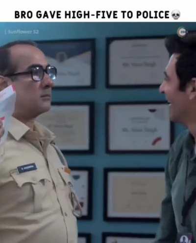 Bro casually gave high five to a police 💀