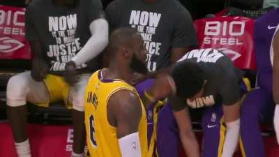 [Highlight] Jabari Smith Jr. makes LeBron feel really old