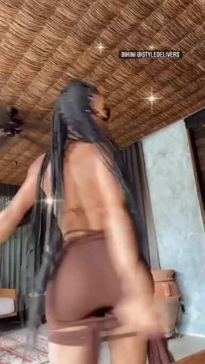 Showcasing that Banging Body