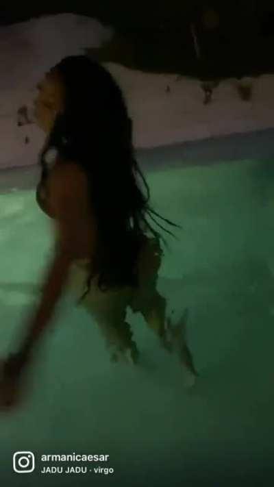 Armani Caesar (@armanicaesar)