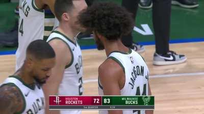 [Highlight] Giannis Adétòkunbọ̀ uses his whole body (and face!) battling for the rebound leading to a Damian Lillard three-pointer