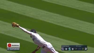 [Highlight] JP Crawford makes an insane leaping grab to rob Daza of a base hit