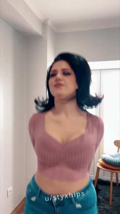 Don't mind my cheeks, just pay attention to the boobs lol