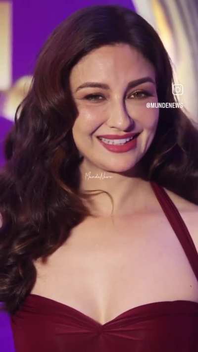 She is my love 💓 damn my moan orgasm pleasure of life...... Some beauties kicks directly to your soul & that is what saumya tandon is for me I love you jaan anita bhabhiji.