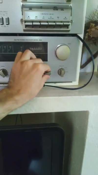 Nokia N8 Radio streaming is so cool... only this