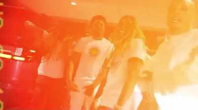 Think I’m playing come and see you gone end up by that tree 👀 on a separate note this no auto tape I need now. Glad the last one leaked because durk coming way harder with this one 😮‍💨