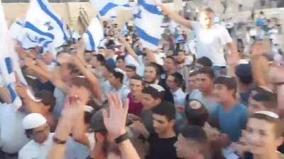 Israeli extremists dance and chant 