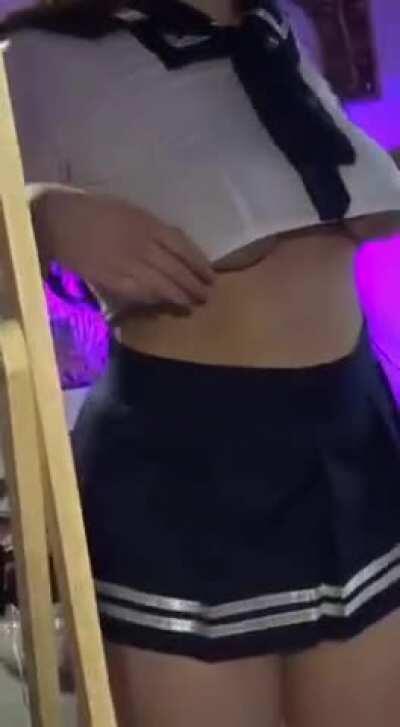 I love my new uniform 😋💖