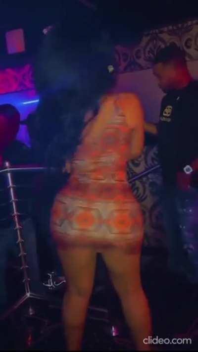 god damn she’s so fine