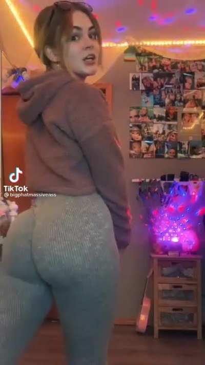 Grey sweatpants always make asses bigger