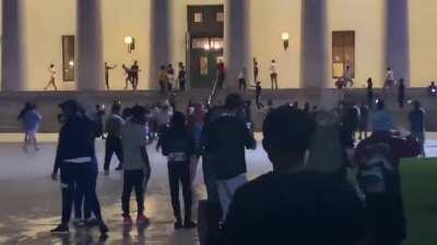 OHIO STATE HOUSE STORMED AND BEING DESTROYED. This is where the “White House” video is from— although there’re protesters fighting the secret service & trying to breach the security.