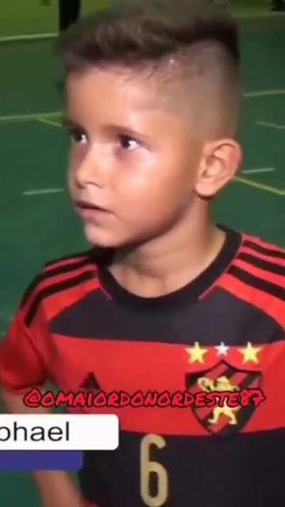 Craque da base já sabe dar migué nas entrevistas que nem medalhão.