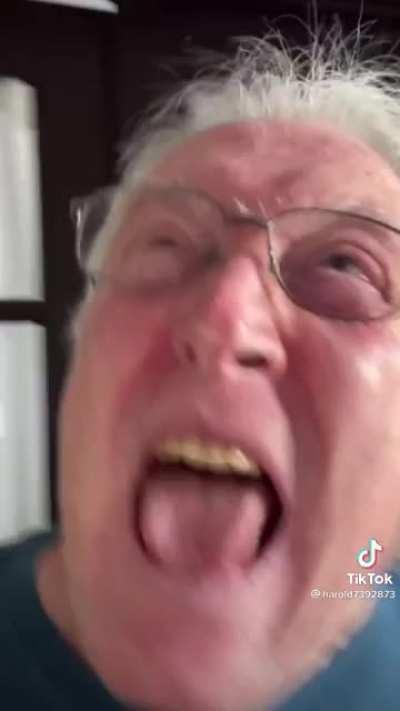 How grandpa uses tiktok